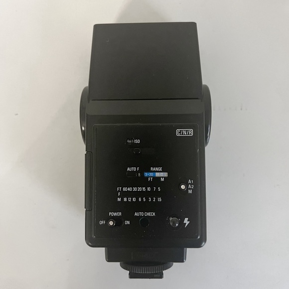 Vivitar 2800D Shoe Mount Flash - Picture 2 of 5